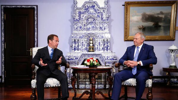 Председатель правительства РФ Дмитрий Медведев и премьер-министр Беларуси Сергей Румас - Sputnik Беларусь