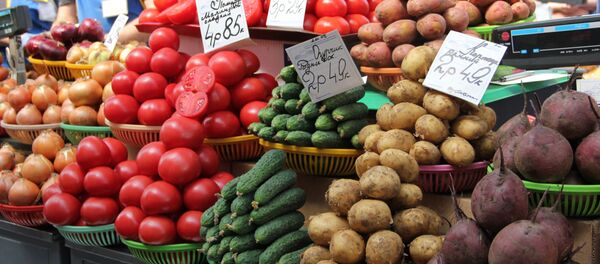 Торговля овощами, архивное фото - Sputnik Беларусь