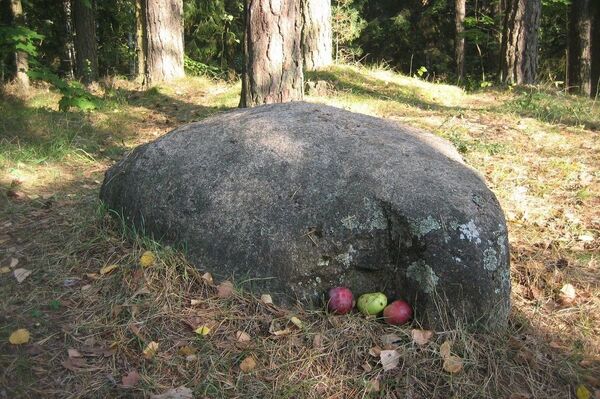 Где белорусы ищут здоровье и любовь и как в этом помогают камни и вода - Sputnik Беларусь