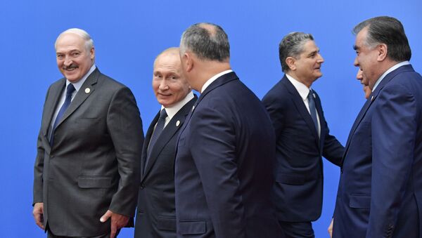 Расширение связей и координация: Путин рассказал о приоритетах ЕАЭС - Sputnik Беларусь