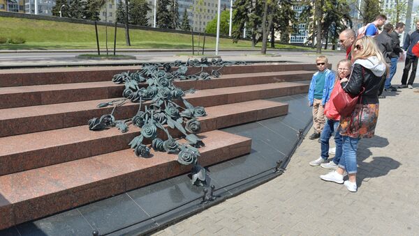 Мемориал в память о погибших на Немиге - Sputnik Беларусь