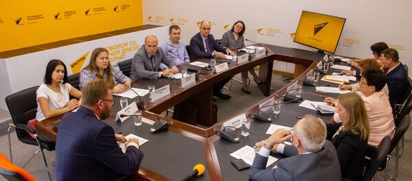 Круглый стол в пресс-центре Sputnik Беларусь - Sputnik Беларусь
