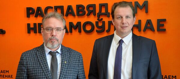 Политические эксперты Алексей Кочетков и Станислав Бышок - Sputnik Беларусь