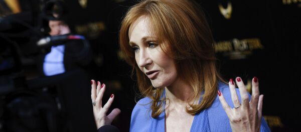 Британская писательница Джоан Роулинг Британская писательница Джоан Роулинг - Sputnik Беларусь