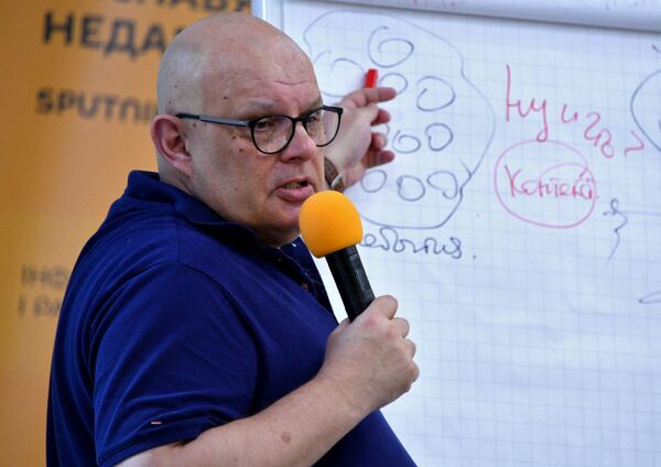 Писать так, чтобы понял молочник из Канзаса: мастер-класс для журналистов - Sputnik Беларусь