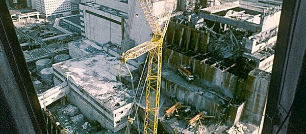 Вид на Чернобыльскую атомную электростанцию после аварии - Sputnik Беларусь