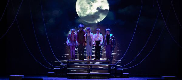 Спектакль Семейного инклюзив-театра i 8 чувств, или Рождение человека - Sputnik Беларусь