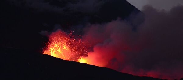 Огненная река Этны - Sputnik Беларусь