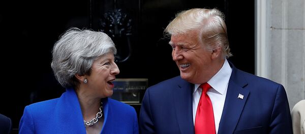 Премьер-министр Великобритании Тереза Мэй и президент США Дональд Трамп - Sputnik Беларусь