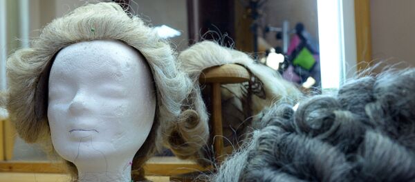 Парики в гримерном цехе - Sputnik Беларусь