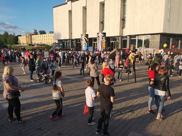 Родители онкобольного ребенка: Мы не ожидали, что нам будут так помогать  - Sputnik Беларусь