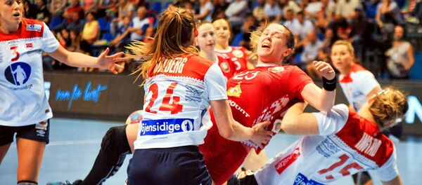 Женская сборная Беларуси проиграла в Бергене и не вышла на ЧМ-2019 - Sputnik Беларусь