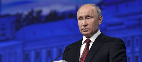 Президент РФ В. Путин на Петербургском международном экономическом форуме. День второй - Sputnik Беларусь