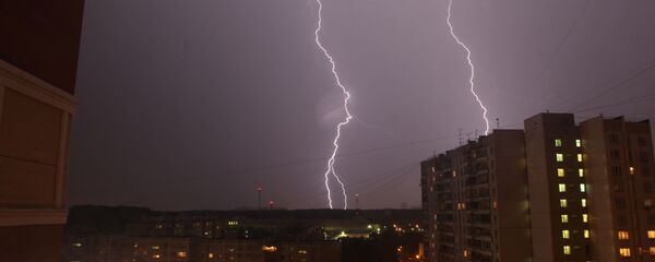 Штармавое папярэджанне з-за навальніц абвешчана ў Беларусі на панядзелак - Sputnik Беларусь