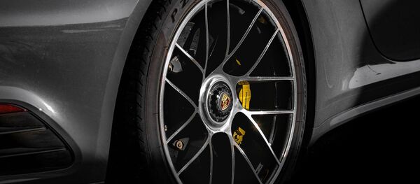 Колесо автомобиля Porsche  - Sputnik Беларусь