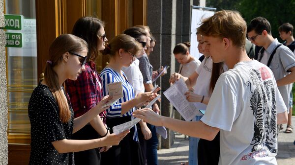Первое централизованное тестирование состоялось в Беларуси во вторник, 11 июня - Sputnik Беларусь