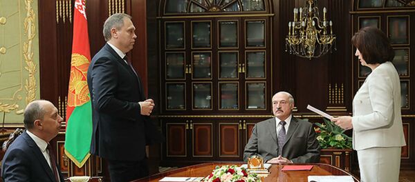 Президент Александр Лукашенко назначил Владимира Караника министром здравоохранения Президент Александр Лукашенко назначил Владимира Караника министром здравоохранения - Sputnik Беларусь