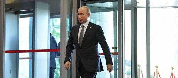 Прэзідэнт РФ У. Пуцін прымае ўдзел у пасяджэнні Савета кіраўнікоў дзяржаў - членаў ШАС у Бішкеку Прэзідэнт РФ У. Пуцін прымае ўдзел у пасяджэнні Савета кіраўнікоў дзяржаў - членаў ШАС у Бішкеку - Sputnik Беларусь