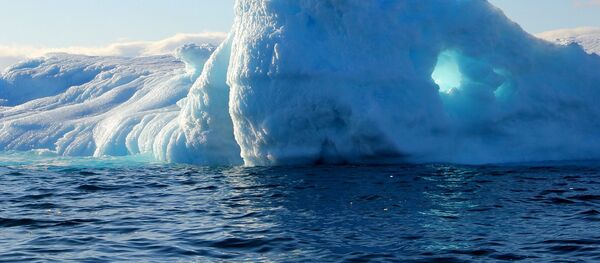 Ледник в Гренландии, архивное фото - Sputnik Беларусь