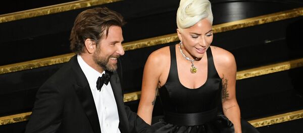Брэдли Купер и Леди Гага - Sputnik Беларусь