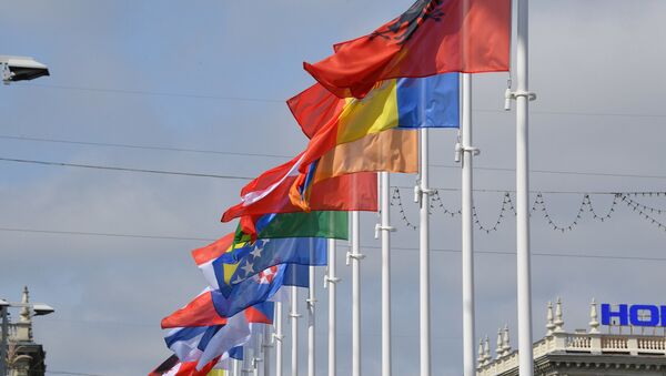 Флаги стран-участниц II Европейских игр - Sputnik Беларусь