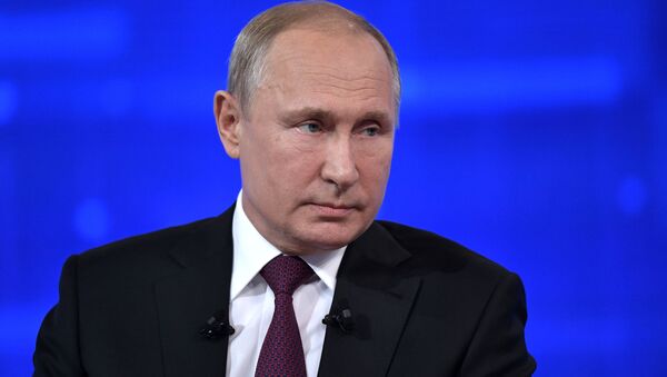 Прямая линия с президентом РФ Владимиром Путиным - Sputnik Беларусь
