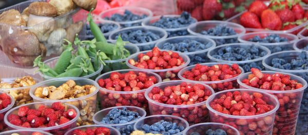 На Комаровском рынке - Sputnik Беларусь