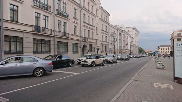 Водители ищут места для парковки - Sputnik Беларусь