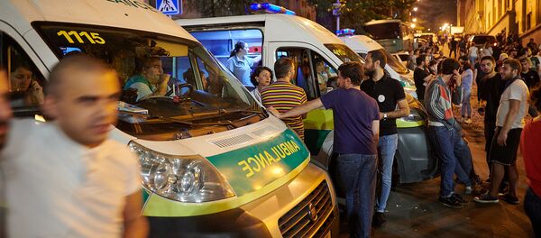 Акции протеста у здания парламента Грузии Акции протеста у здания парламента Грузии - Sputnik Беларусь