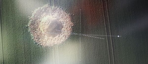 Воронка от взрыва Воронка от взрыва - Sputnik Беларусь