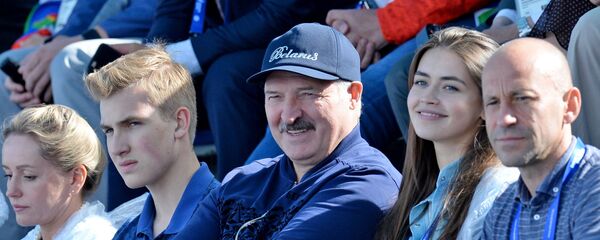 Президент Беларуси Александр Лукашенко Президент Беларуси Александр Лукашенко - Sputnik Беларусь