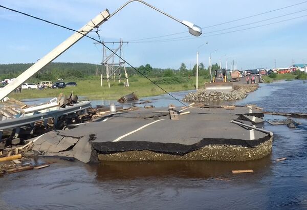 Страшные последствия паводка в Иркутской области – видео - Sputnik Беларусь