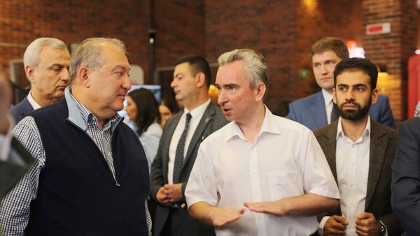Президент Армении Армен Саркисян встретился с директором ПВТ Всеволодом Янчевским - Sputnik Беларусь