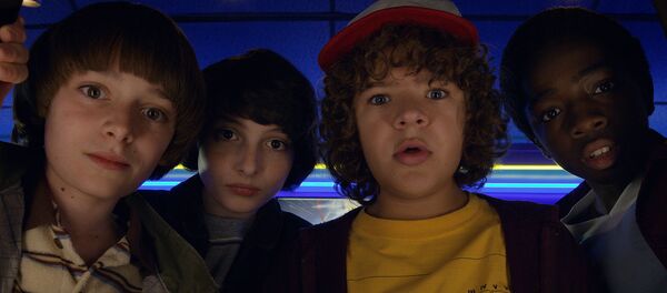 Кадр из сериала Очень странные дела - Sputnik Беларусь