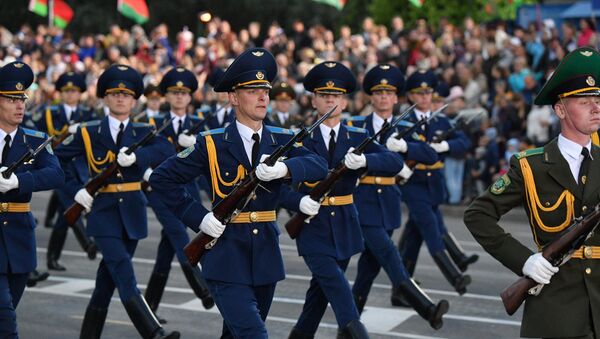 Плац-парад роты Почетного караула - Sputnik Беларусь