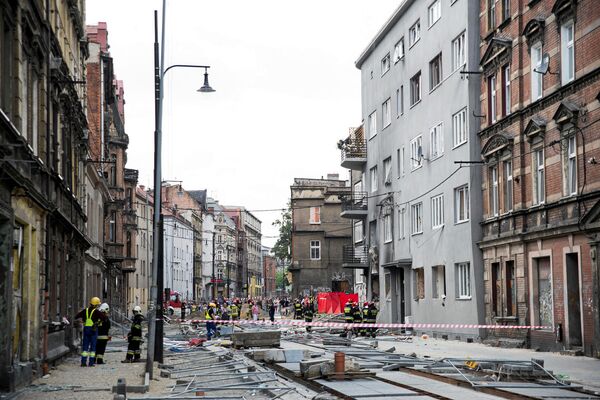 Бытовой газ взорвался в Польше: есть жертвы Бытовой газ взорвался в Польше: есть жертвы - Sputnik Беларусь