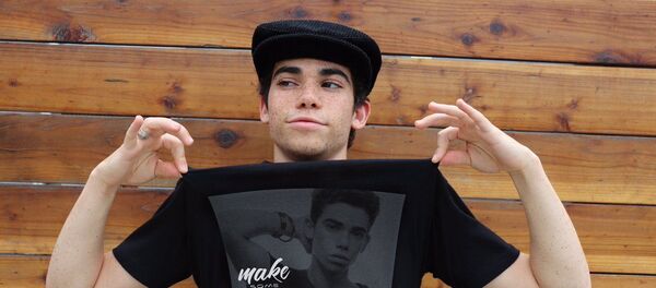 Звезда телеканала Disney Камерон Бойс - Sputnik Беларусь