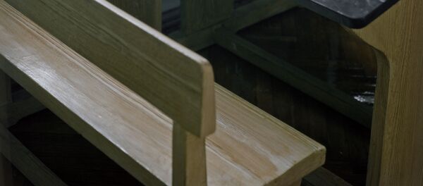 Школьная парта, архивное фото - Sputnik Беларусь