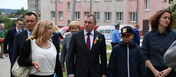 Владимир Макей с сыном Артемом, архивное фото - Sputnik Беларусь