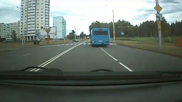 Водитель Audi протаранил рейсовый автобус в Бобруйске  - Sputnik Беларусь