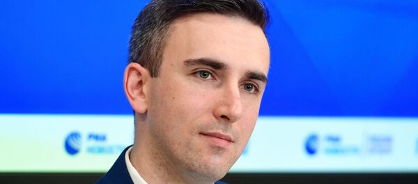 Дырэктар Міжнароднага фестывалю мастацтваў Славянскі базар у Віцебску Глеб Лапіцкі Дырэктар Міжнароднага фестывалю мастацтваў Славянскі базар у Віцебску Глеб Лапіцкі - Sputnik Беларусь