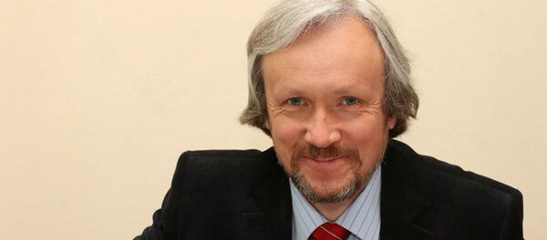 Заместитель руководителя Института стран СНГ Игорь Шишкин в эфире Sputnik  - Sputnik Беларусь