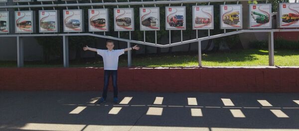 Игнат очень любознательный мальчик, любит ездить на экскурсии - Sputnik Беларусь