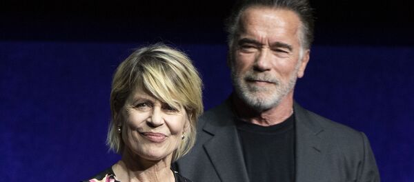 Актриса Линда Хэмилтон и Арнольд Шварценеггер - Sputnik Беларусь