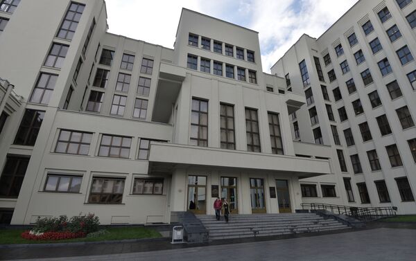 Дом правительства в центре Минска строили по проекту легендарного Иосифа Лангбарда.  - Sputnik Беларусь