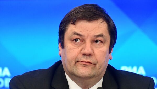 Заместитель председателя комитета Совета Федерации по социальной политике Игорь Фомин  - Sputnik Беларусь