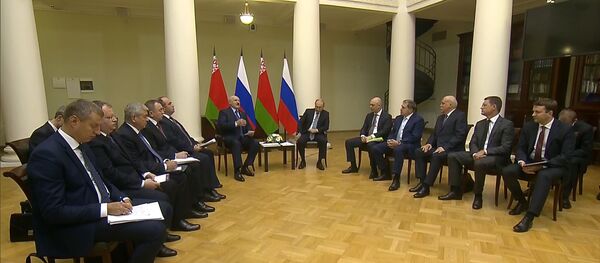 Президенты Беларуси и России встретились в Санкт-Петербурге - Sputnik Беларусь