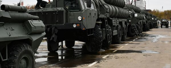 Комплексы С-400 Триумф Комплексы С-400 Триумф - Sputnik Беларусь