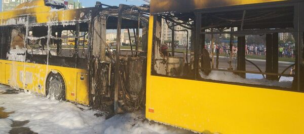 Автобус горел в Минске, пострадавших нет - Sputnik Беларусь