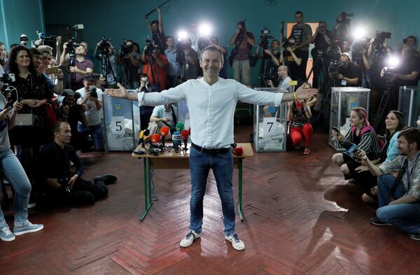 Пять партий проходят в Верховную раду, лидирует Слуга народа - Sputnik Беларусь